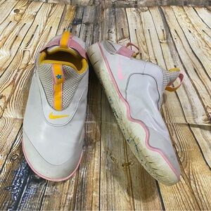 Nike Zoom Pulse White Pink Leather Slip On Nursing Shoes Size 7.5